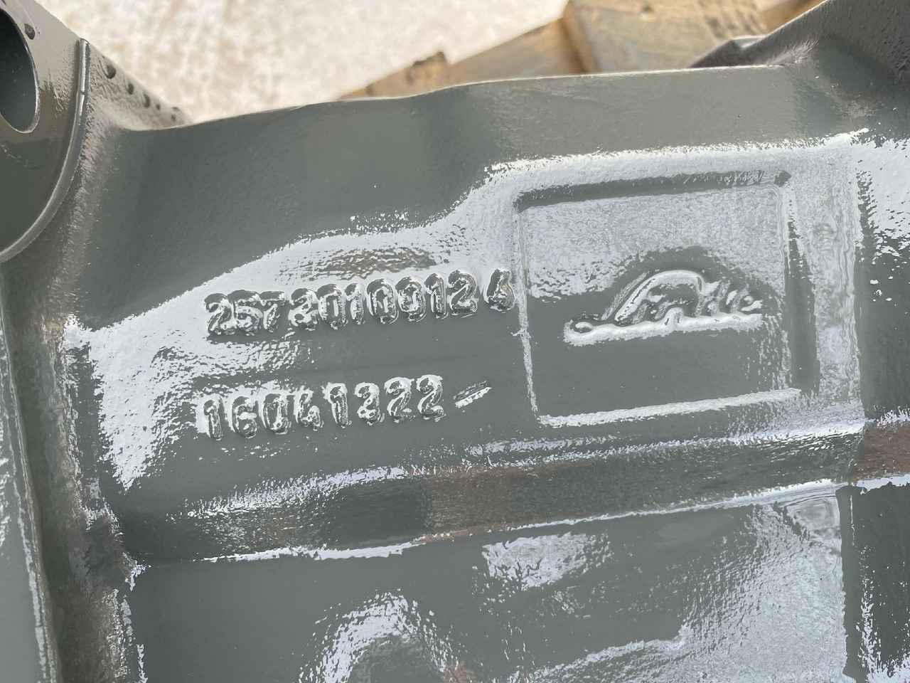 Liebherr Linde HMV 210 aus PR 724 - Comando final de Máquina de construção: foto 2 Liebherr Linde HMV 210 aus PR 724 - Comando final de Máquina de construção: foto 2