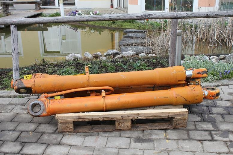 Liebherr R 912 LC LIT - Cilindro hidráulico de Máquina de construção: foto 4 Liebherr R 912 LC LIT - Cilindro hidráulico de Máquina de construção: foto 4