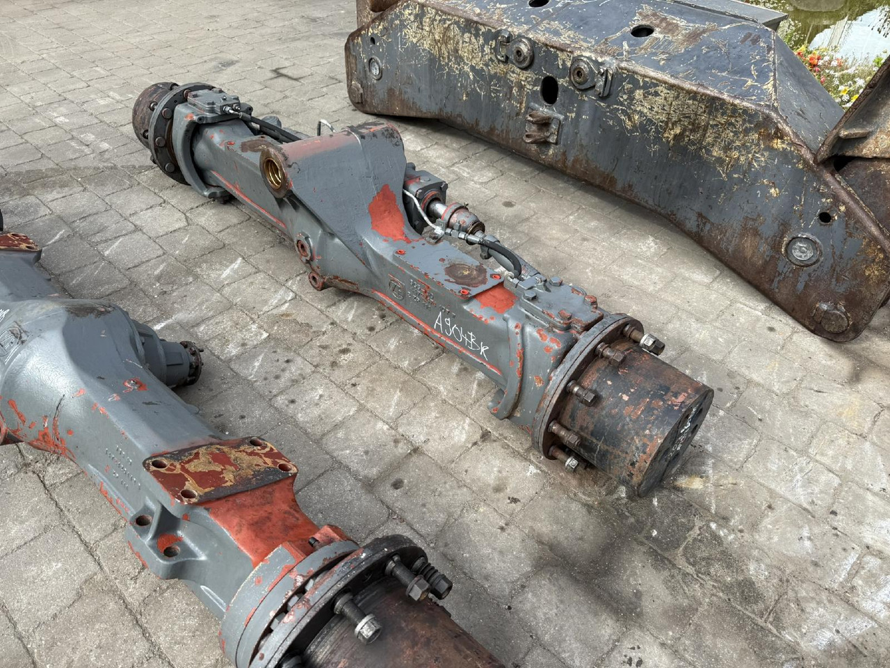 Liebherr ZF AP L B 765 aus LH 904 LIT - Eixo e peças de Máquina de construção: foto 5 Liebherr ZF AP L B 765 aus LH 904 LIT - Eixo e peças de Máquina de construção: foto 5