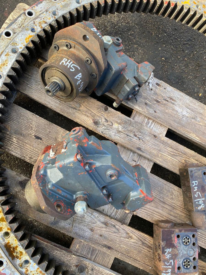 O&K RH 5 - Comando final de Máquina de construção: foto 3 O&K RH 5 - Comando final de Máquina de construção: foto 3