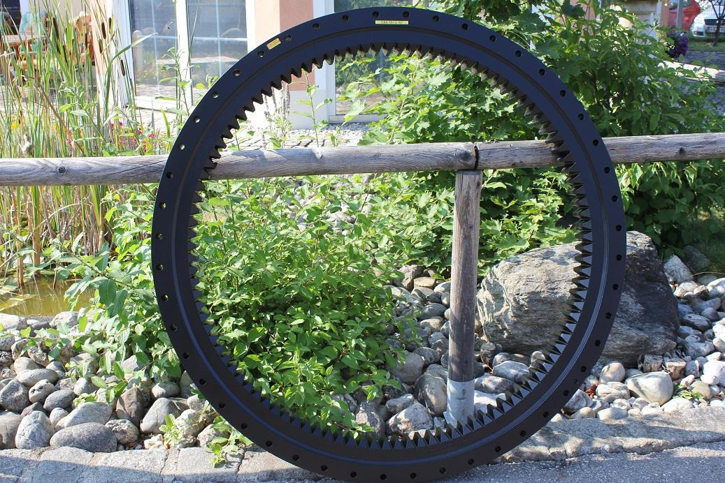 O&K RH 8 - Coroa de giro de Máquina de construção: foto 1 O&K RH 8 - Coroa de giro de Máquina de construção: foto 1