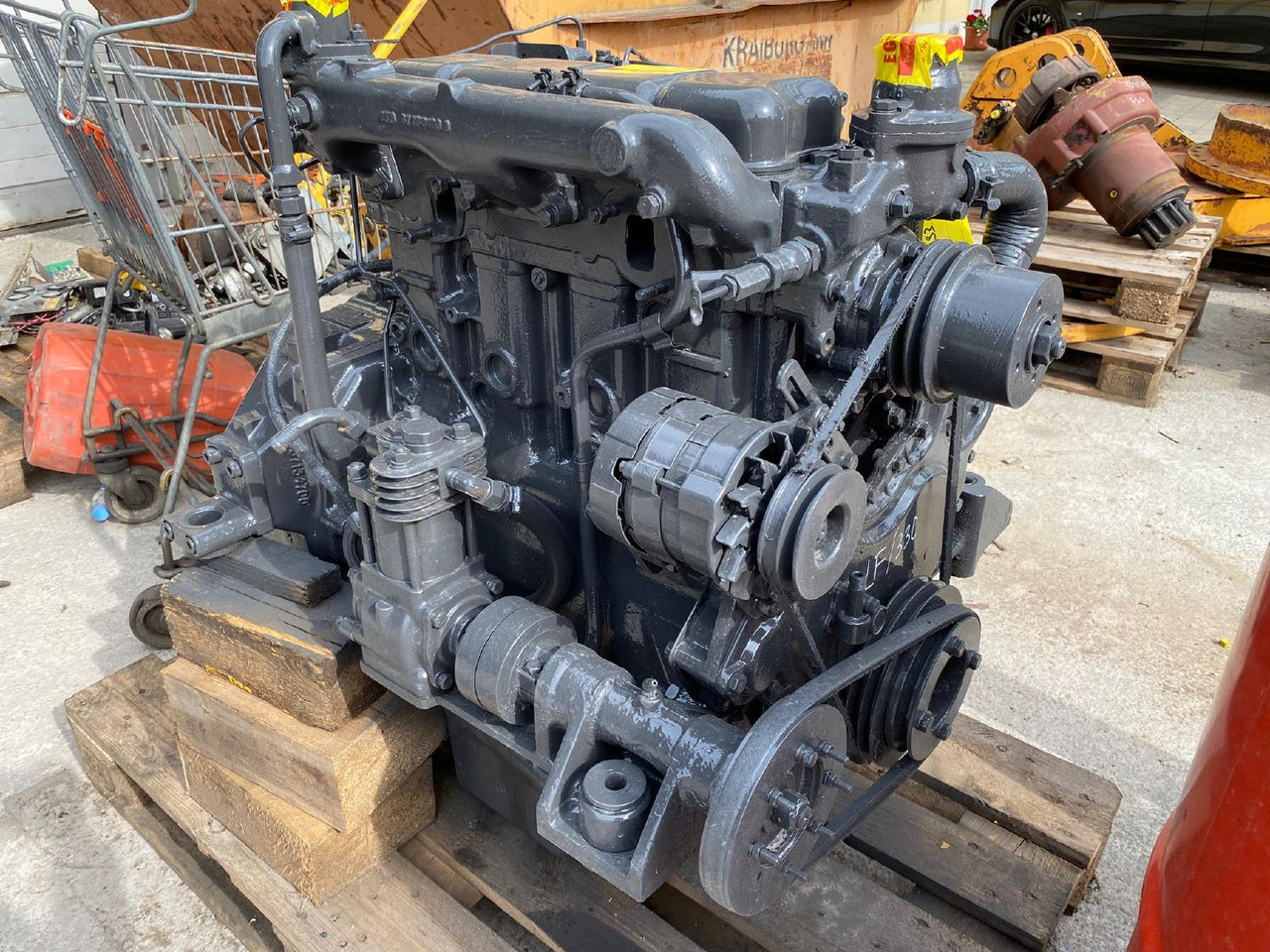 Perkins LF 4.248 aus Hanomag 33C - Motor de Máquina de construção: foto 5 Perkins LF 4.248 aus Hanomag 33C - Motor de Máquina de construção: foto 5