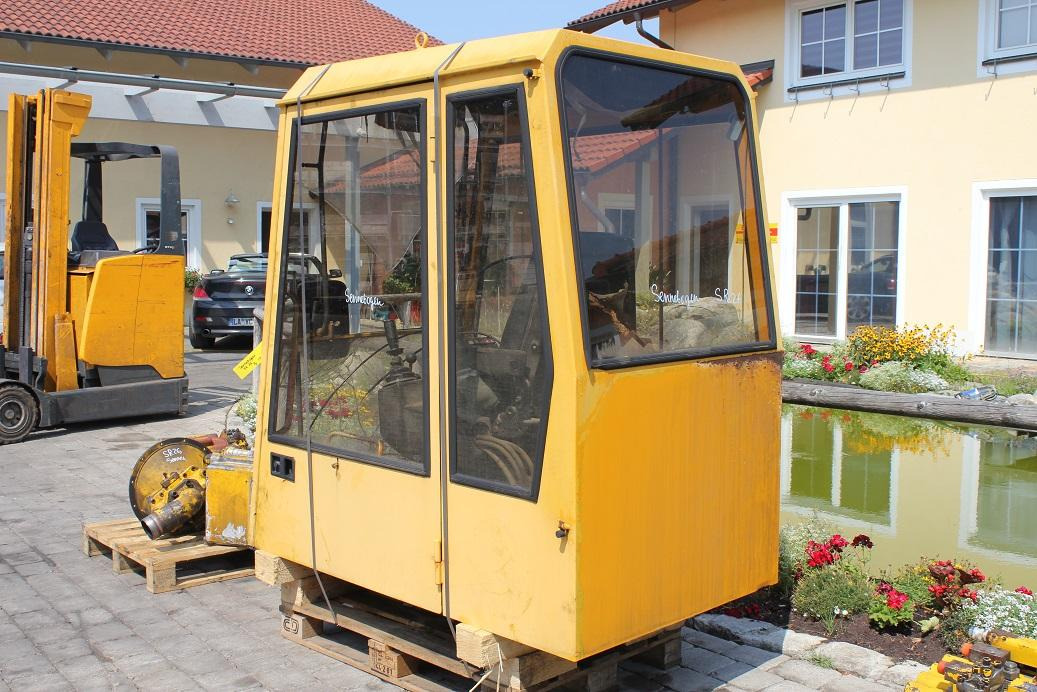 Sennebogen SR 26 - Cabine de Máquina de construção: foto 3 Sennebogen SR 26 - Cabine de Máquina de construção: foto 3