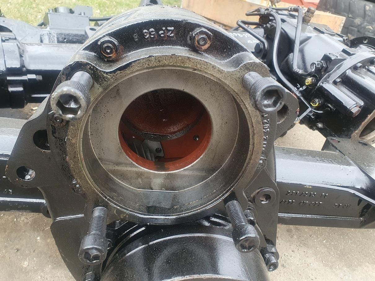 Zeppelin Z 206 AP B 345 - Eixo e peças de Máquina de construção: foto 5 Zeppelin Z 206 AP B 345 - Eixo e peças de Máquina de construção: foto 5