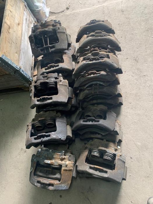 IVECO oryginał IVECO Eurocargo - Pinça de freio de Caminhão: foto 1 IVECO oryginał IVECO Eurocargo - Pinça de freio de Caminhão: foto 1