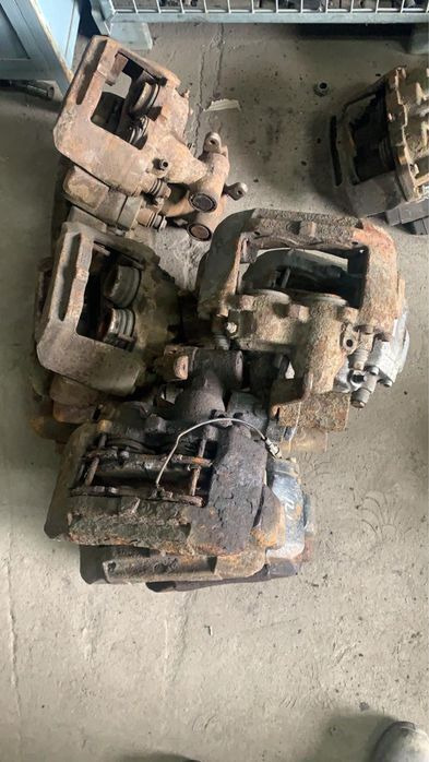 IVECO oryginał IVECO Eurocargo - Pinça de freio de Caminhão: foto 4 IVECO oryginał IVECO Eurocargo - Pinça de freio de Caminhão: foto 4