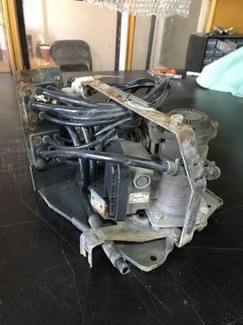 Knorr-Bremse Europa 1827274   Scania R - Válvula de freio de Caminhão: foto 1 Knorr-Bremse Europa 1827274   Scania R - Válvula de freio de Caminhão: foto 1