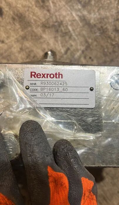 Rexroth Flow Divider R930062425 - Válvula de freio de Caminhão: foto 5 Rexroth Flow Divider R930062425 - Válvula de freio de Caminhão: foto 5
