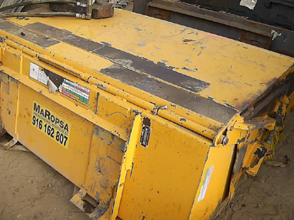 Implemento barredora Bobcat Sweeper 60 - Vassoura de Mini carregadeira: foto 1 Implemento barredora Bobcat Sweeper 60 - Vassoura de Mini carregadeira: foto 1