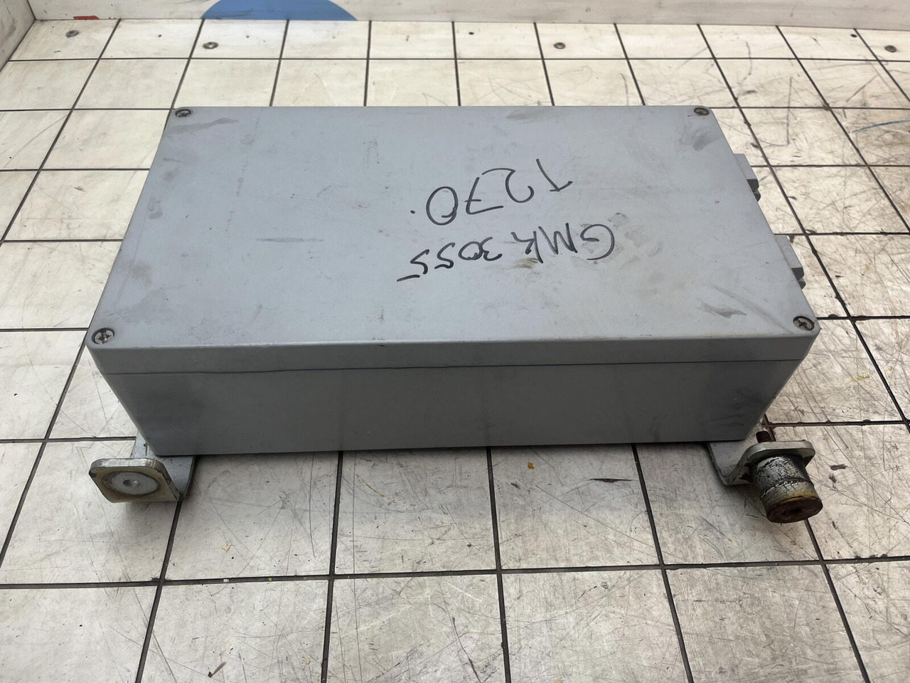 Grove GMK 3055 angle unit - Sistema elétrico de Guindaste móvel: foto 3 Grove GMK 3055 angle unit - Sistema elétrico de Guindaste móvel: foto 3