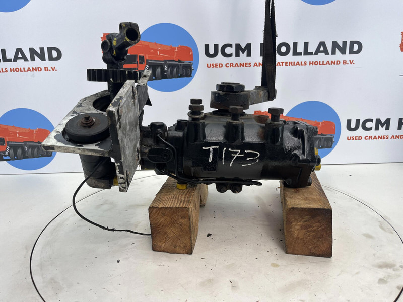 Grove GMK 3055 steering Box - Coluna de direcção de Guindaste: foto 5 Grove GMK 3055 steering Box - Coluna de direcção de Guindaste: foto 5