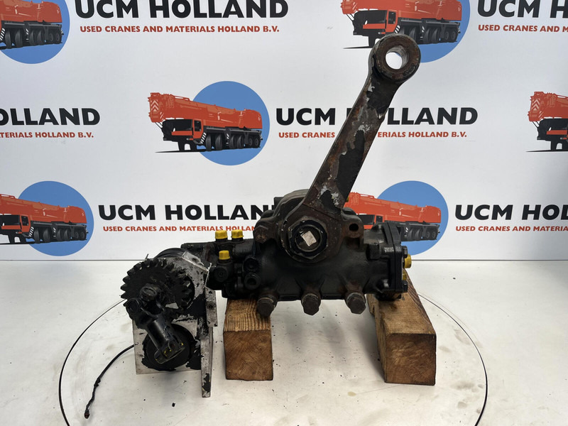 Grove GMK 3055 steering Box - Coluna de direcção de Guindaste: foto 1 Grove GMK 3055 steering Box - Coluna de direcção de Guindaste: foto 1