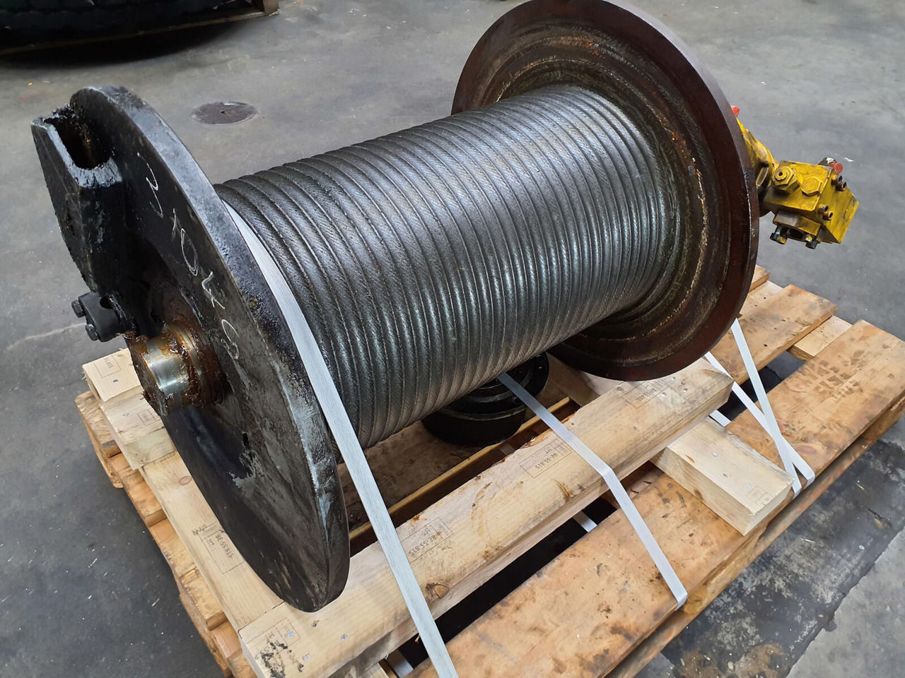 Grove GMK 4075 Main hoist - Molinete de Guindaste: foto 3 Grove GMK 4075 Main hoist - Molinete de Guindaste: foto 3