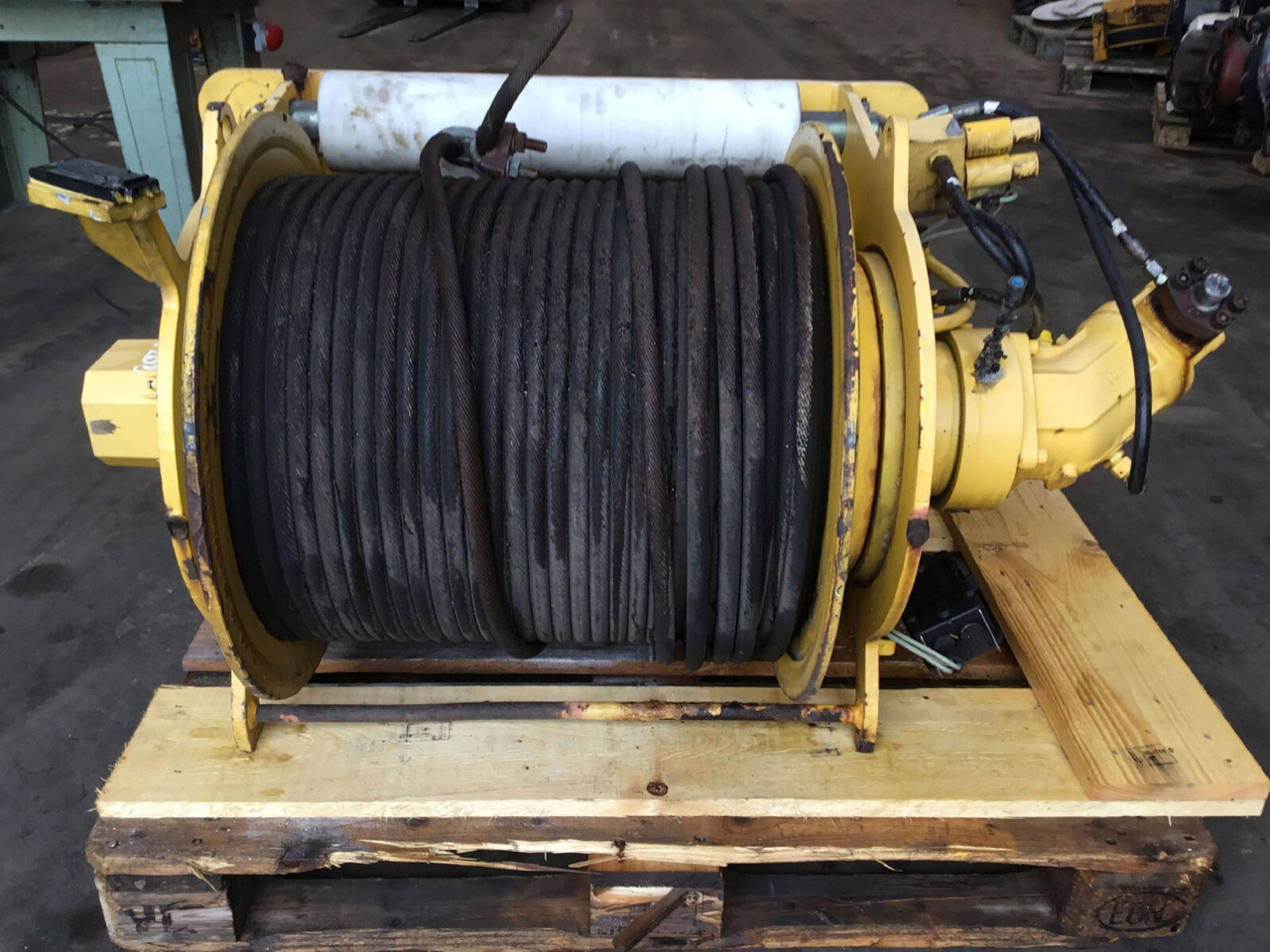 Grove GMK 5100 Auxiliary hoist - Molinete de Guindaste móvel: foto 5 Grove GMK 5100 Auxiliary hoist - Molinete de Guindaste móvel: foto 5