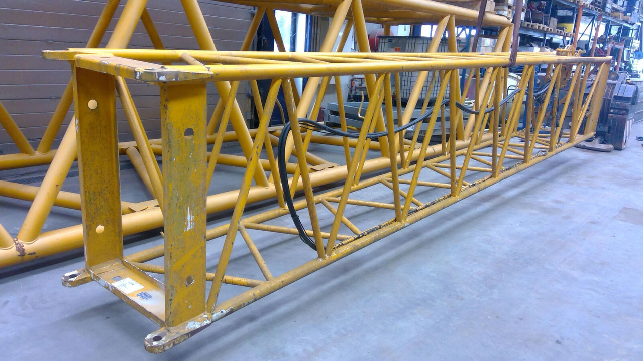 Grove GMK 5100 main boom extensions 8m - Lança de Guindaste móvel: foto 3 Grove GMK 5100 main boom extensions 8m - Lança de Guindaste móvel: foto 3