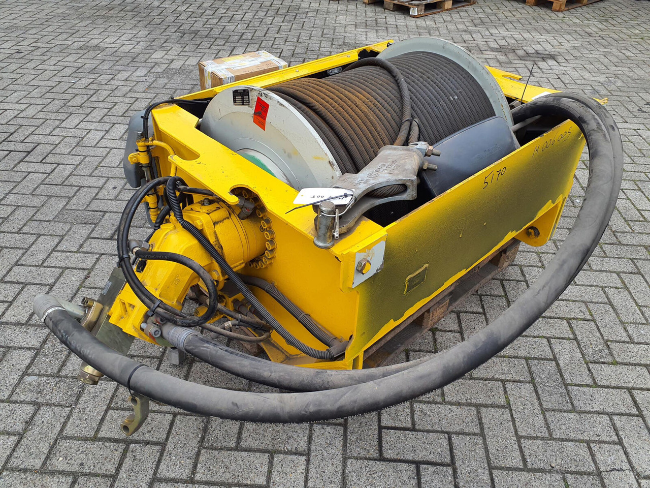 Grove GMK 5170 winch 2 - Molinete de Guindaste móvel: foto 3 Grove GMK 5170 winch 2 - Molinete de Guindaste móvel: foto 3