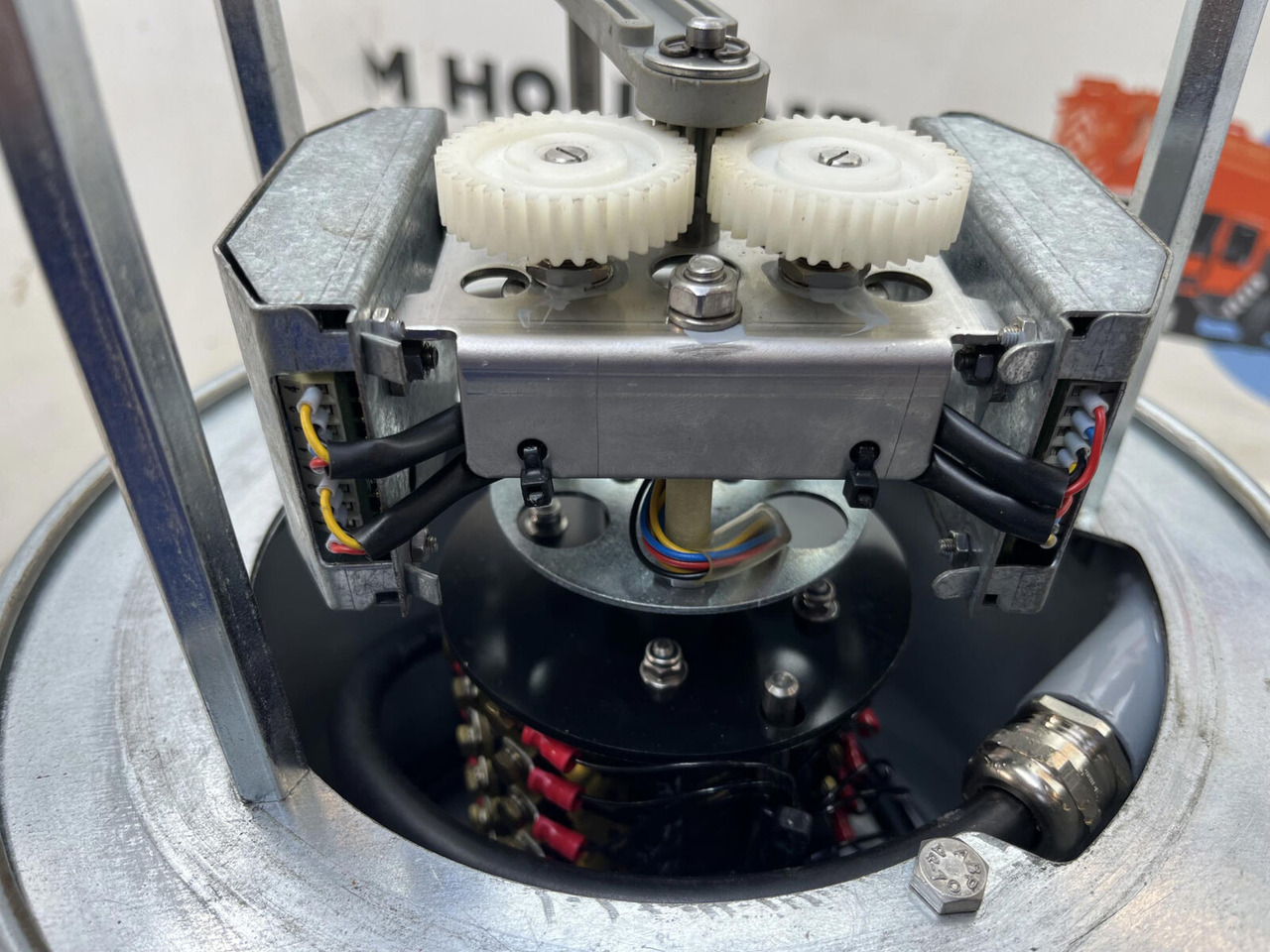 Grove GMK 6300 cable drum - Molinete de Guindaste móvel: foto 5 Grove GMK 6300 cable drum - Molinete de Guindaste móvel: foto 5