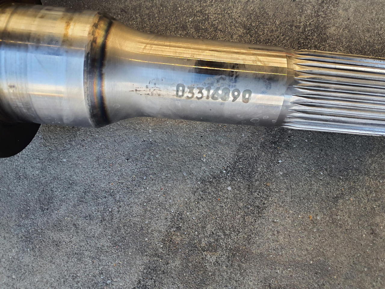 Grove GMK 6400 drive shaft axle 2 - Eixo cardan de Máquina de construção: foto 3 Grove GMK 6400 drive shaft axle 2 - Eixo cardan de Máquina de construção: foto 3