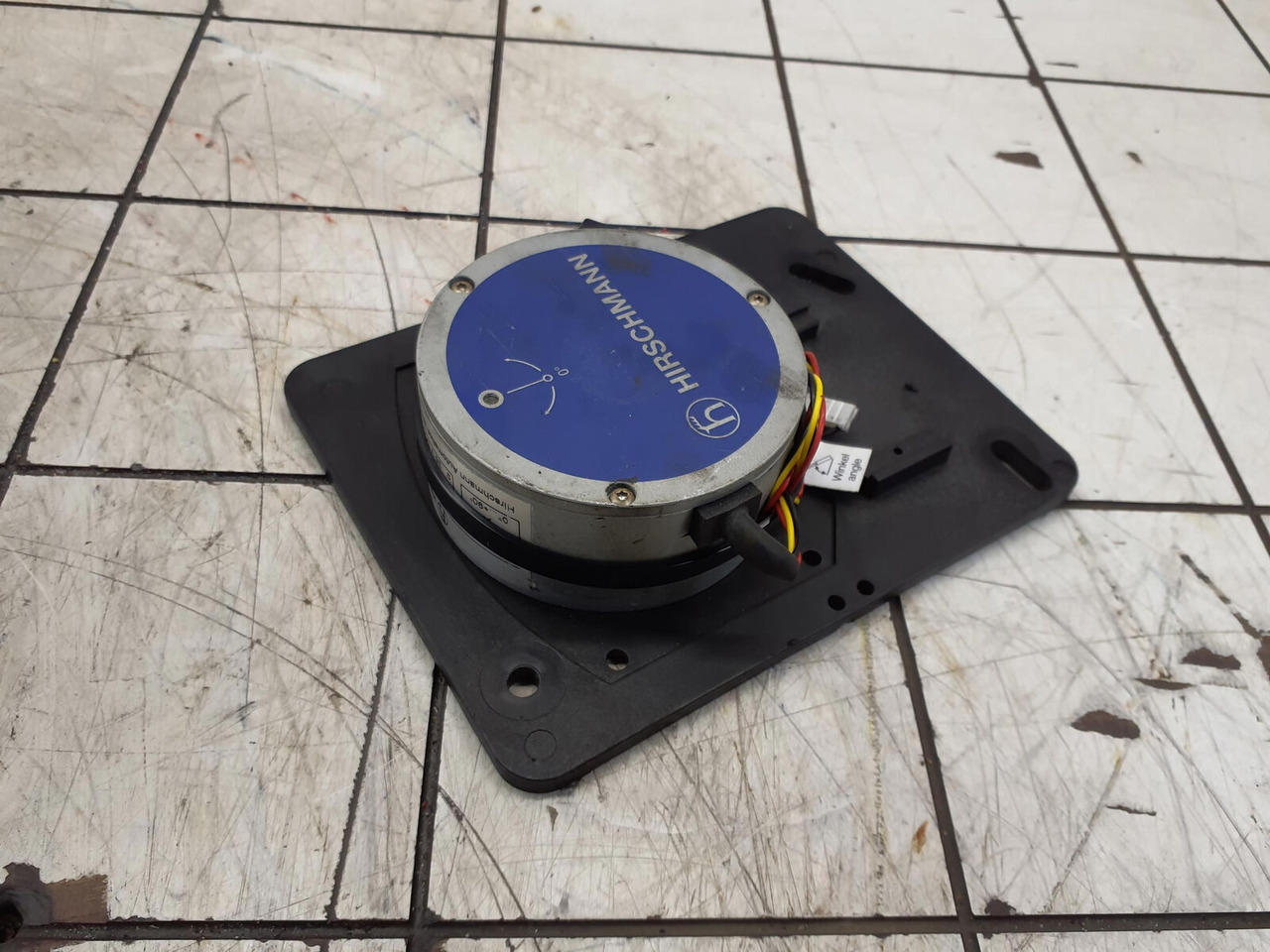 Hirschmann AC 3.060-1 angle sensor - Sensor de Guindaste: foto 2 Hirschmann AC 3.060-1 angle sensor - Sensor de Guindaste: foto 2