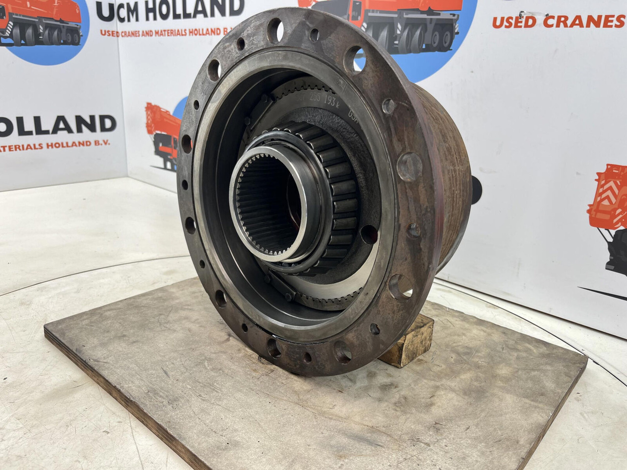 Kessler planetary gear 22-25-74-40-4pl-H177-46 - Comando final de Guindaste móvel: foto 3 Kessler planetary gear 22-25-74-40-4pl-H177-46 - Comando final de Guindaste móvel: foto 3