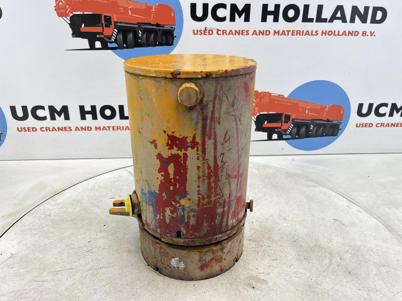 Krupp 70 GMT electric swivel - Sistema elétrico de Guindaste móvel: foto 3 Krupp 70 GMT electric swivel - Sistema elétrico de Guindaste móvel: foto 3