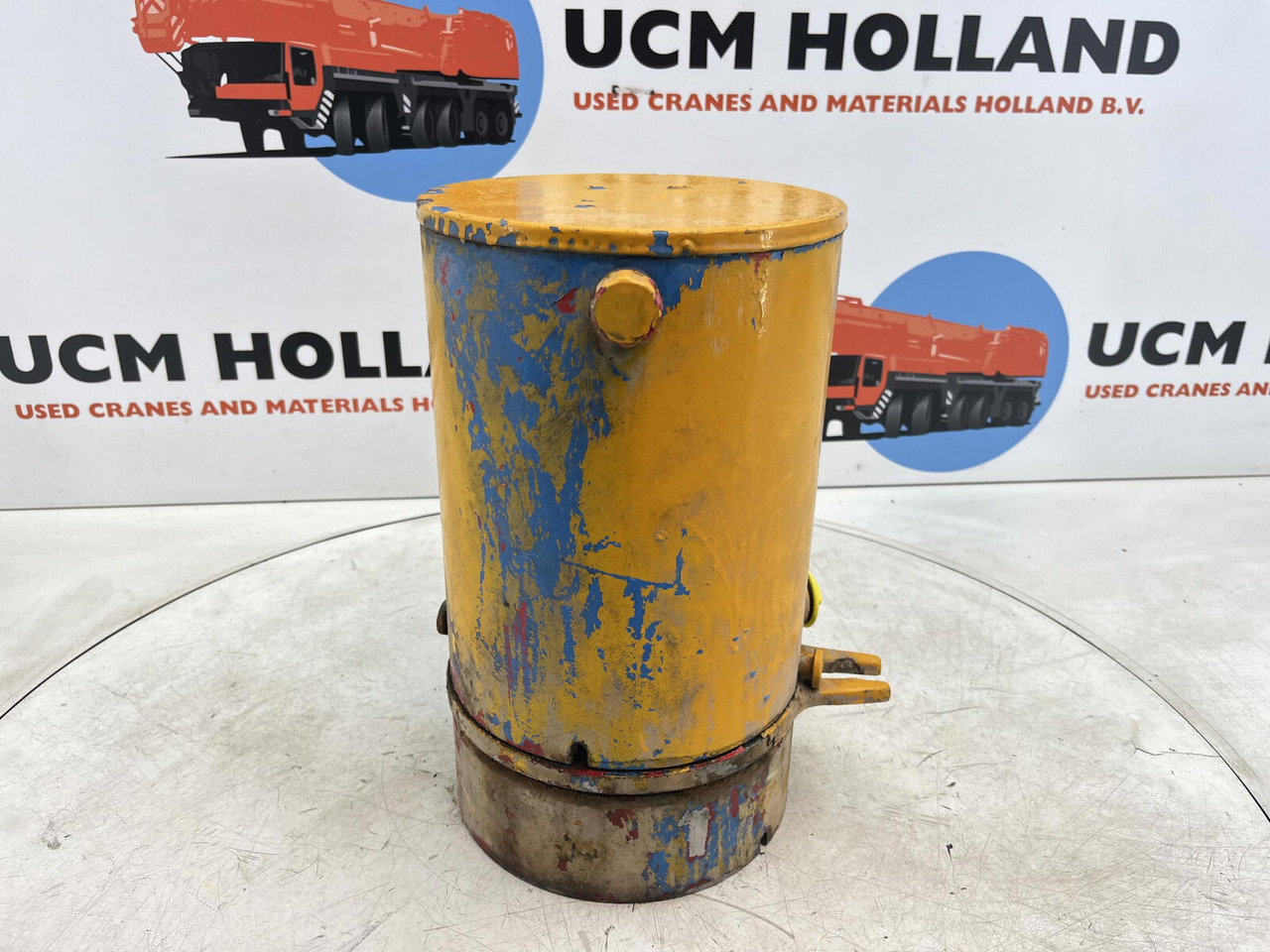 Krupp 70 GMT electric swivel - Sistema elétrico de Guindaste móvel: foto 1 Krupp 70 GMT electric swivel - Sistema elétrico de Guindaste móvel: foto 1