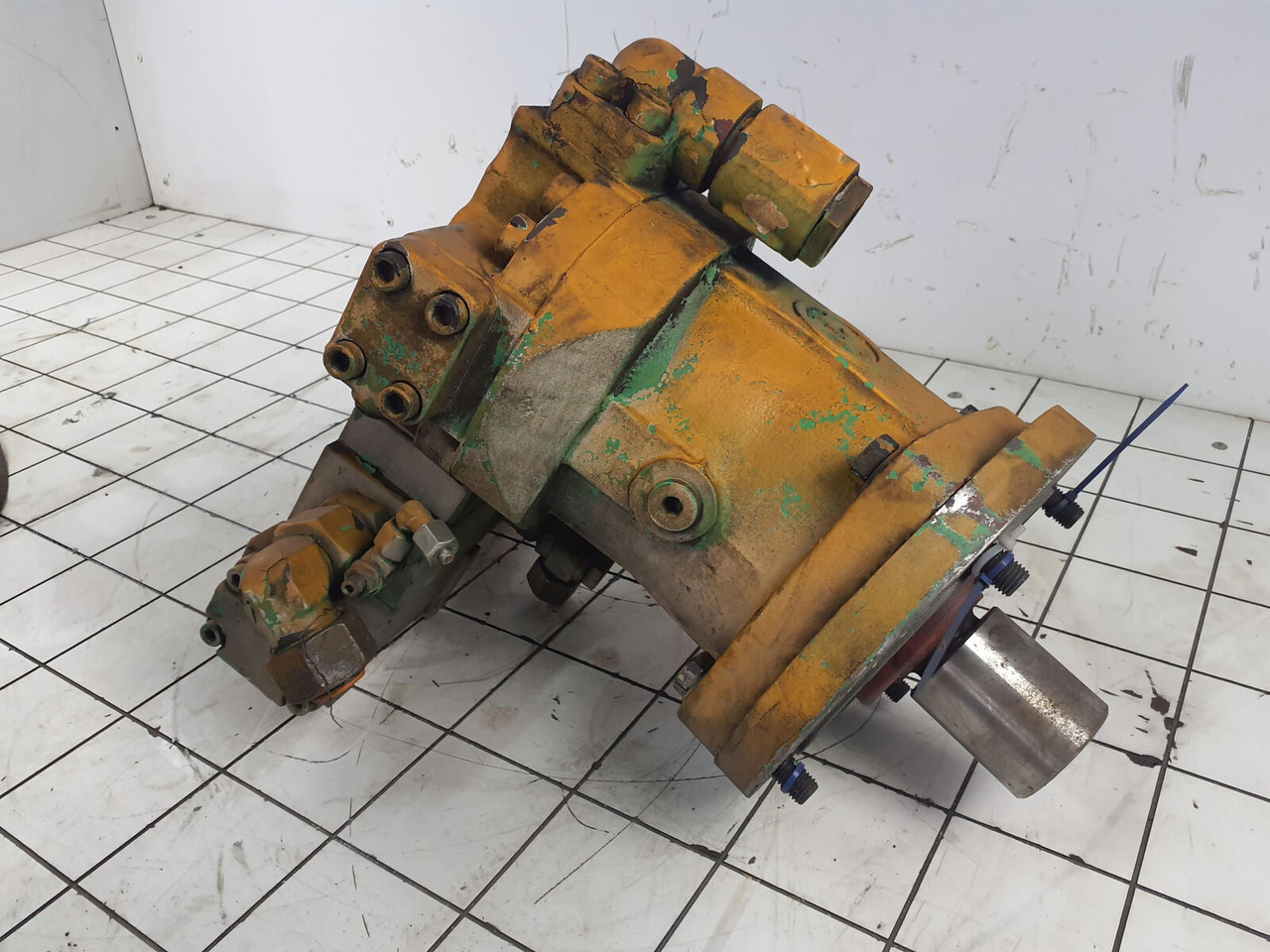 Krupp KMK 5100 hydraulic motor - Bomba hidráulica de Guindaste móvel: foto 4 Krupp KMK 5100 hydraulic motor - Bomba hidráulica de Guindaste móvel: foto 4