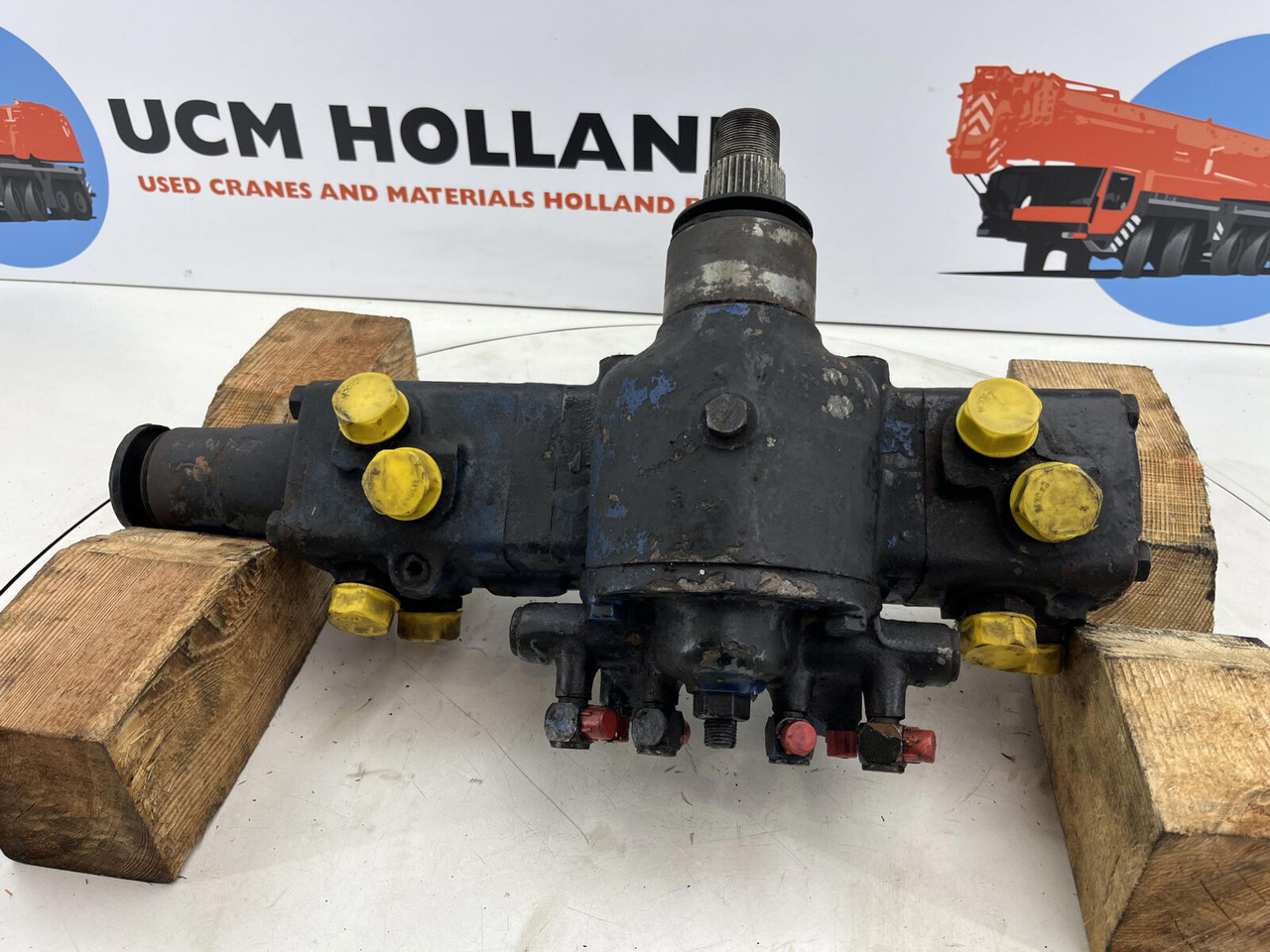 Liebherr LT 1090 steering box 180bar - Caixa de direção de Guindaste: foto 5 Liebherr LT 1090 steering box 180bar - Caixa de direção de Guindaste: foto 5