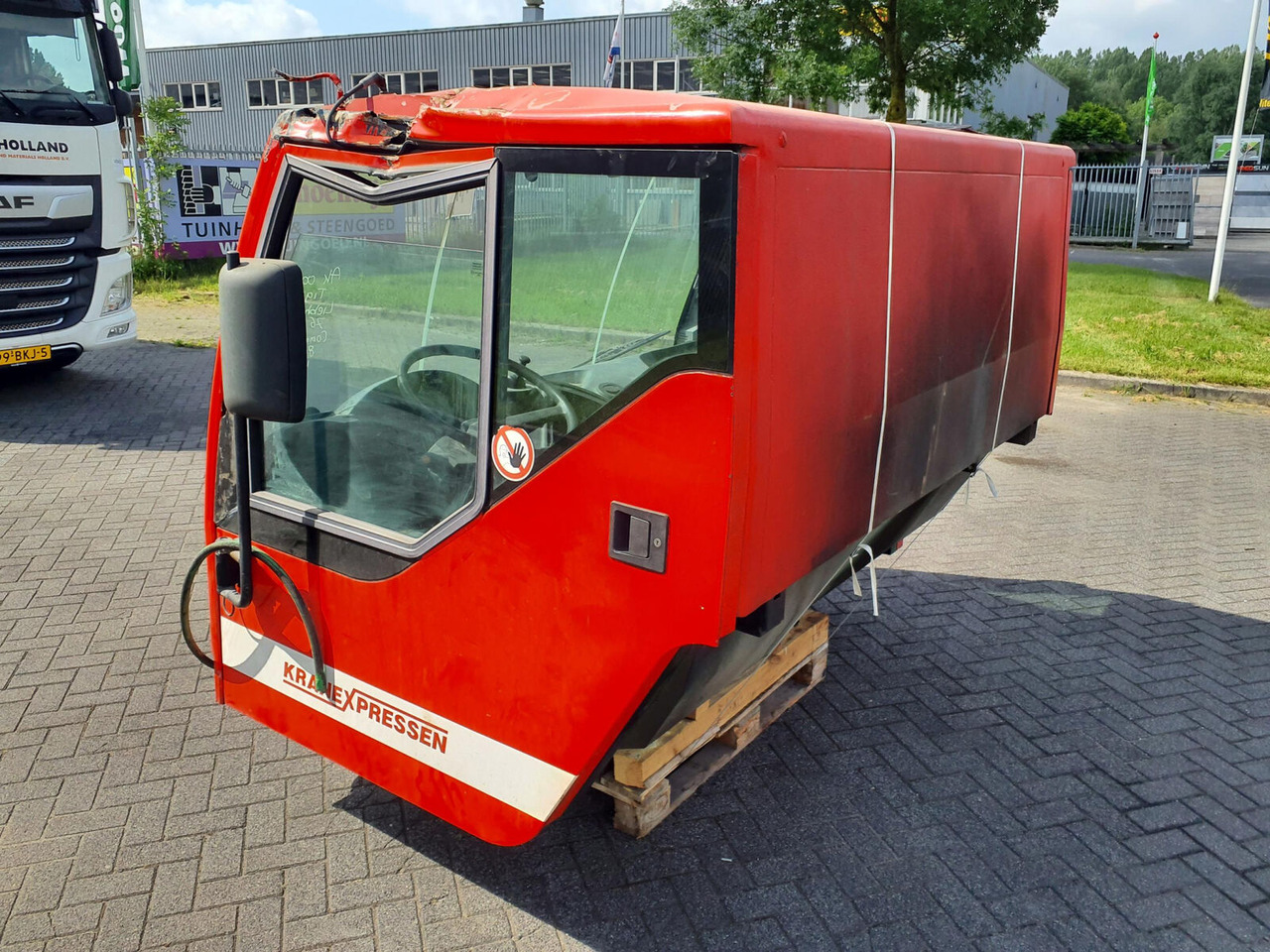 Liebherr LTM 1060-2 lower cabin - Cabine de Guindaste móvel: foto 3 Liebherr LTM 1060-2 lower cabin - Cabine de Guindaste móvel: foto 3