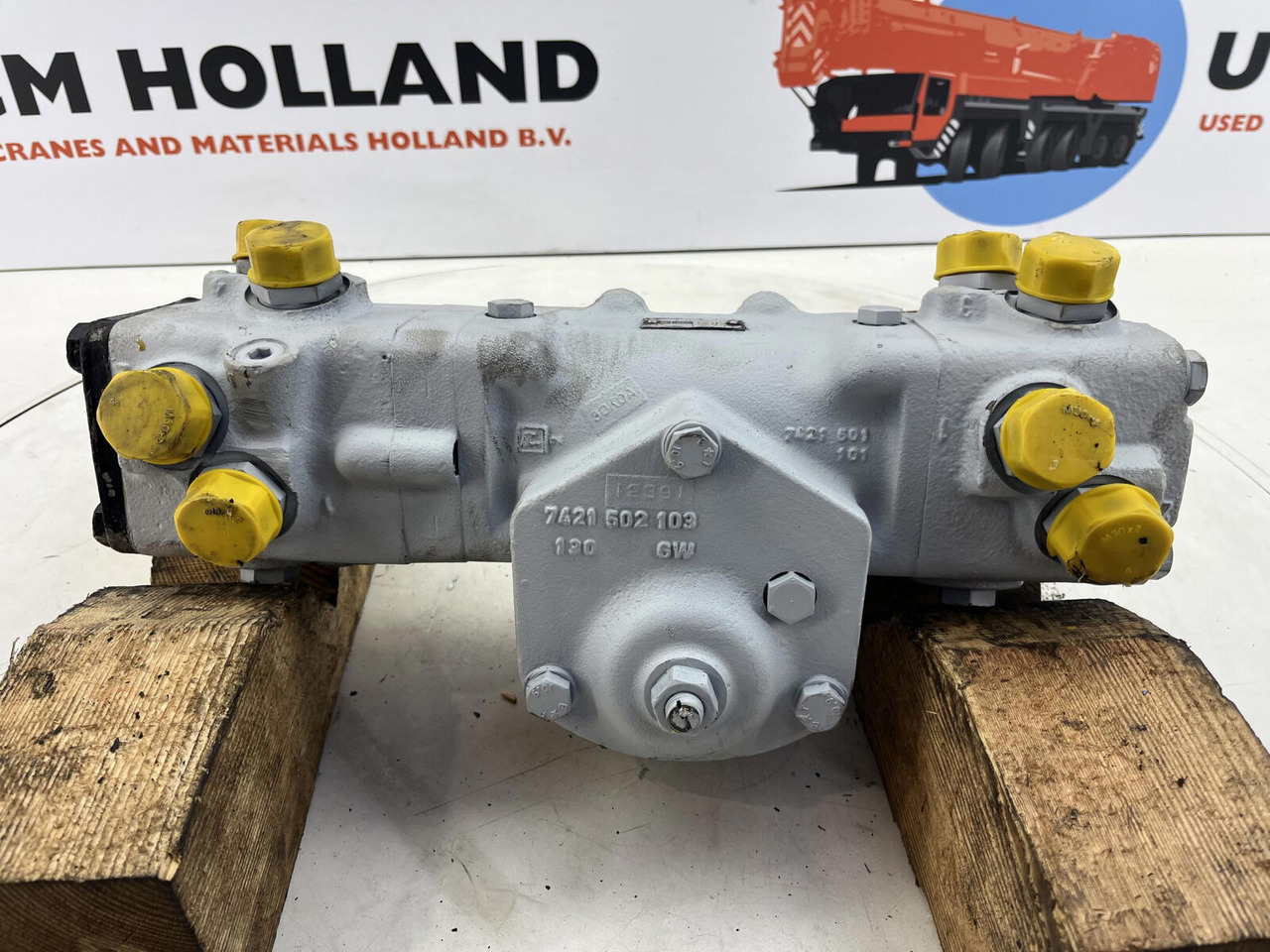 Liebherr LTM 1070 steering box - Caixa de direção de Guindaste móvel: foto 5 Liebherr LTM 1070 steering box - Caixa de direção de Guindaste móvel: foto 5