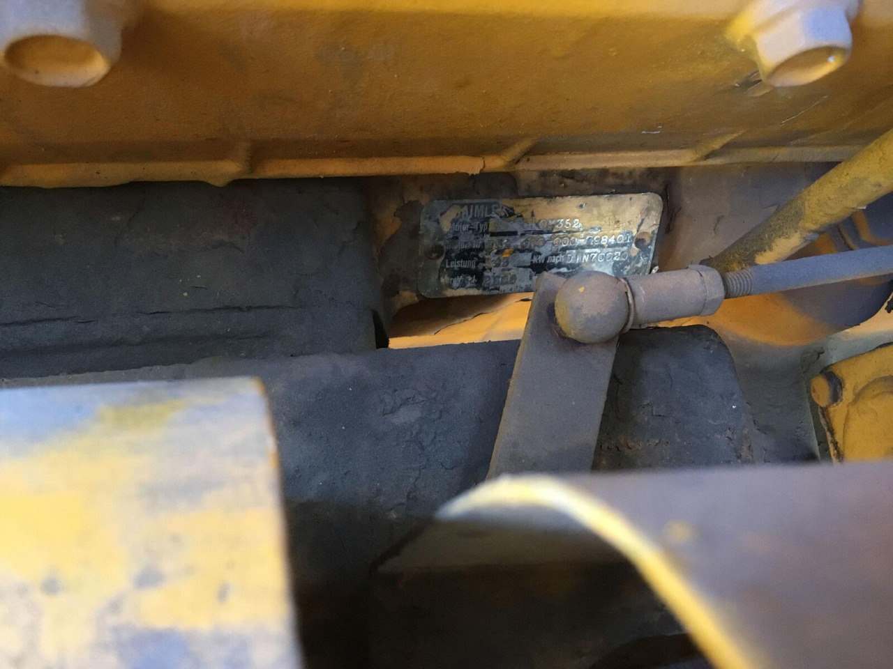 Motor de Guindaste móvel Mercedes-Benz LTM 1060 upper engine Mercedes OM 352: foto 7