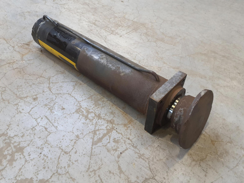 Spierings SK 598 Outrigger cylinder - Cilindro hidráulico de Guindaste: foto 3 Spierings SK 598 Outrigger cylinder - Cilindro hidráulico de Guindaste: foto 3