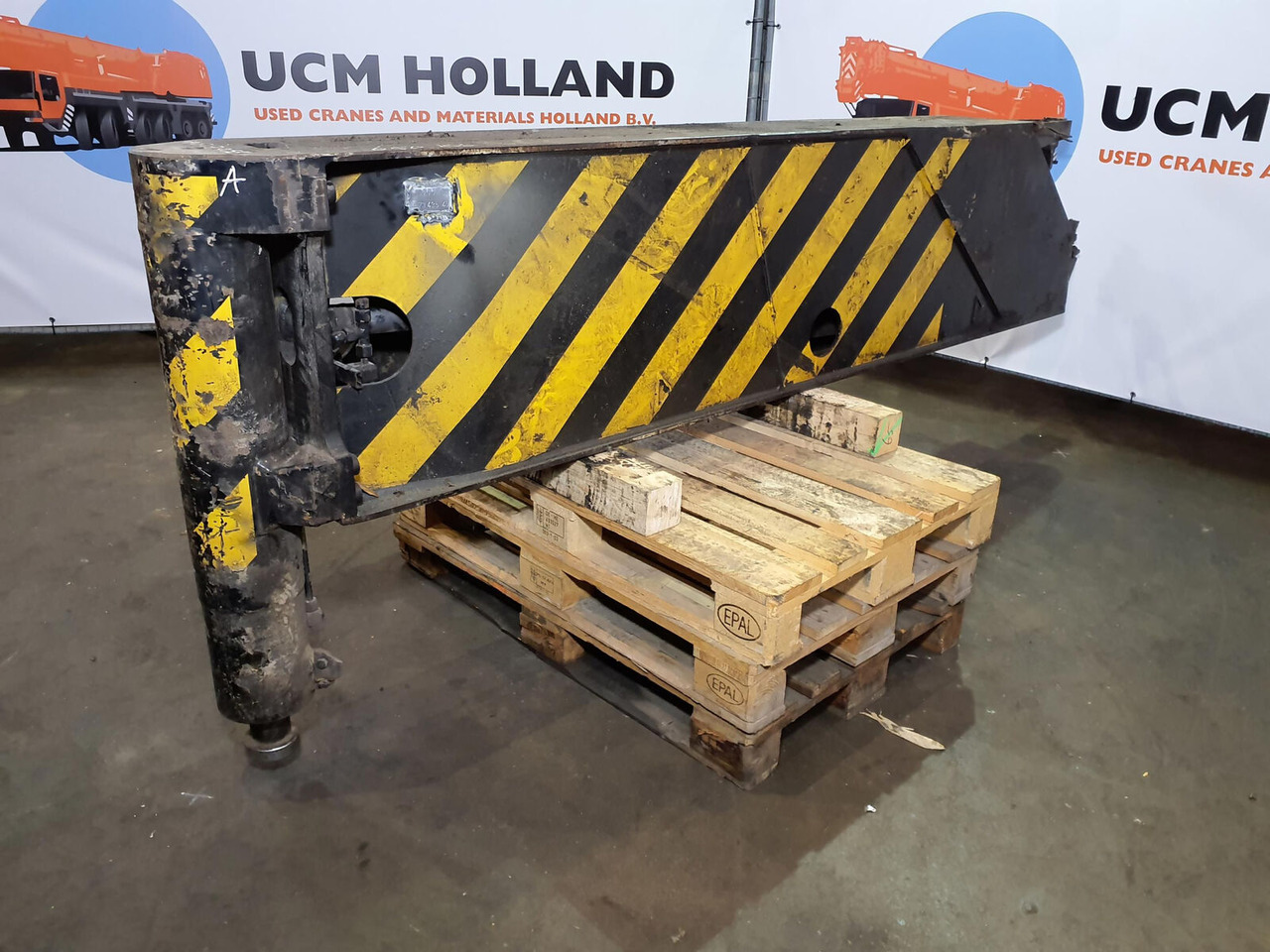 Terex AC 100 outrigger beam complete rear - Suspensão de Guindaste móvel: foto 2 Terex AC 100 outrigger beam complete rear - Suspensão de Guindaste móvel: foto 2