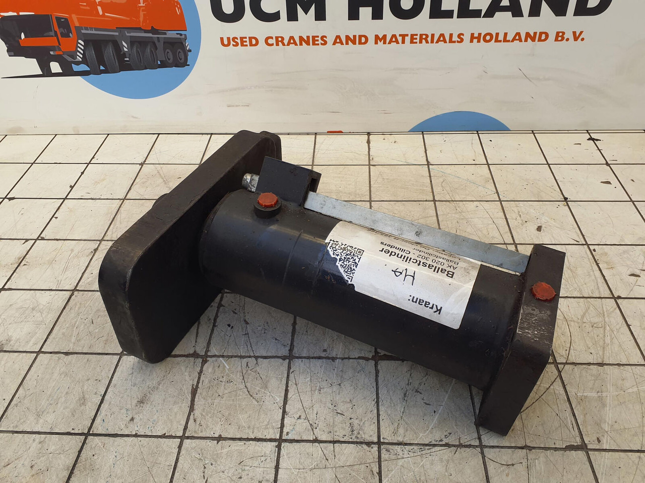 Terex AC 155 counterweight lift cylinder - Cilindro hidráulico de Guindaste móvel: foto 4 Terex AC 155 counterweight lift cylinder - Cilindro hidráulico de Guindaste móvel: foto 4