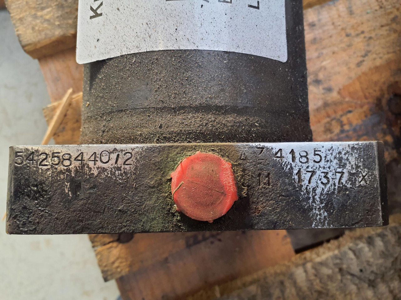 Terex AC 155 counterweight lift cylinder - Cilindro hidráulico de Guindaste móvel: foto 5 Terex AC 155 counterweight lift cylinder - Cilindro hidráulico de Guindaste móvel: foto 5