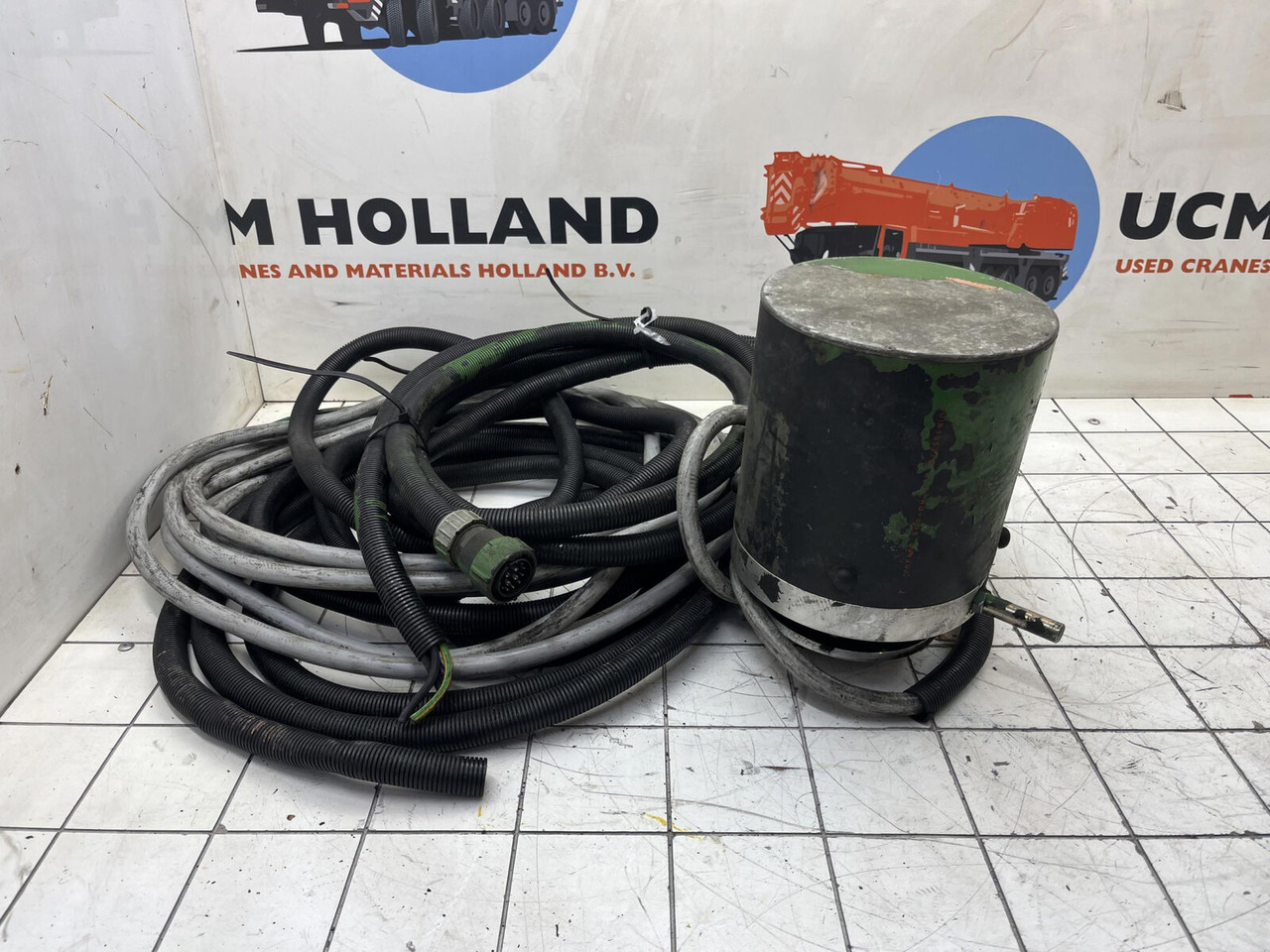 Terex AC 155 slip ring assy - Sistema elétrico de Guindaste móvel: foto 4 Terex AC 155 slip ring assy - Sistema elétrico de Guindaste móvel: foto 4