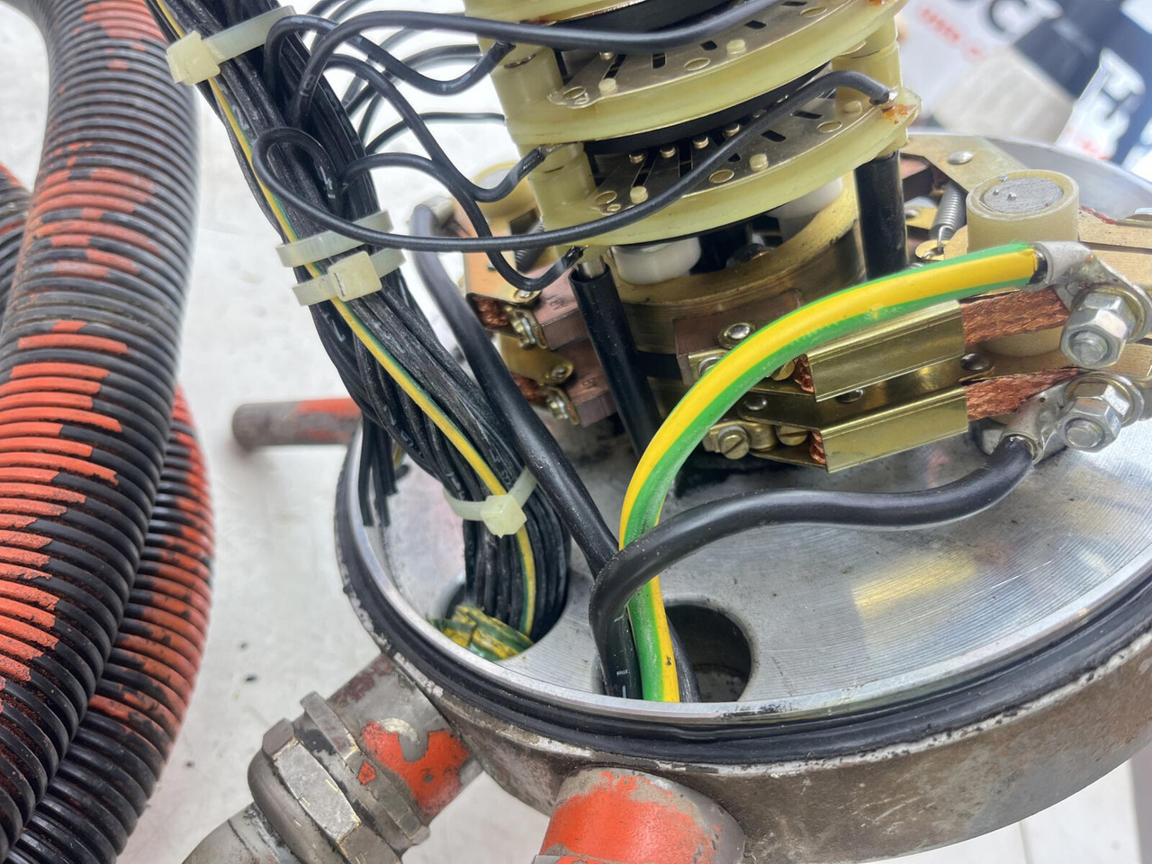 Sistema elétrico de Guindaste móvel Terex AC 155 slip ring assy: foto 12