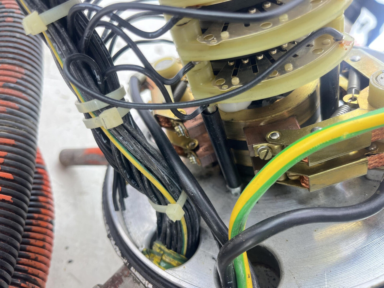 Sistema elétrico de Guindaste móvel Terex AC 155 slip ring assy: foto 11