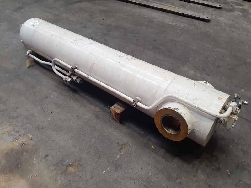 Terex AC 55 luffing cylinder - Cilindro hidráulico de Guindaste: foto 3 Terex AC 55 luffing cylinder - Cilindro hidráulico de Guindaste: foto 3