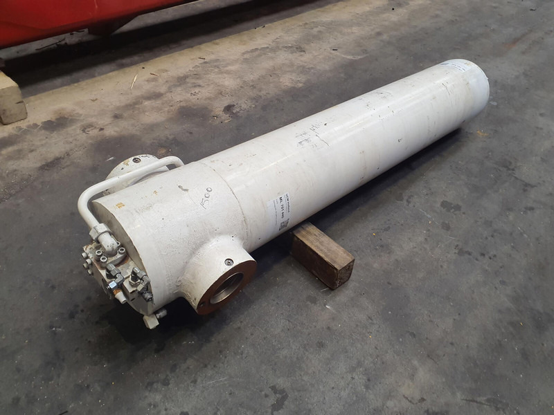 Terex AC 55 luffing cylinder - Cilindro hidráulico de Guindaste: foto 2 Terex AC 55 luffing cylinder - Cilindro hidráulico de Guindaste: foto 2