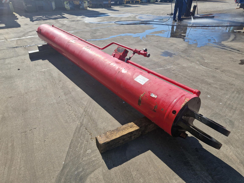 Terex AC 700 Boom cylinder left - Cilindro hidráulico de Guindaste: foto 3 Terex AC 700 Boom cylinder left - Cilindro hidráulico de Guindaste: foto 3