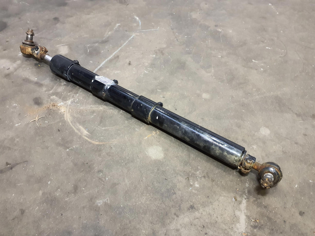 Terex AC 700 Steering Cylinder alxe 8 and 9 - Cilindro hidráulico de Guindaste: foto 4 Terex AC 700 Steering Cylinder alxe 8 and 9 - Cilindro hidráulico de Guindaste: foto 4