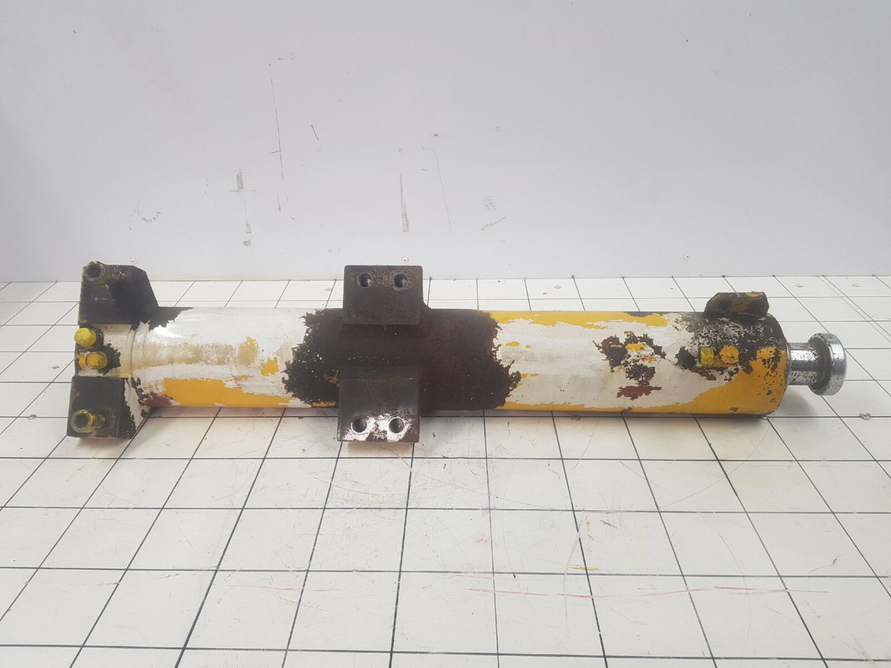 Terex AC50 / AC155 support cylinder - Cilindro hidráulico de Guindaste móvel: foto 2 Terex AC50 / AC155 support cylinder - Cilindro hidráulico de Guindaste móvel: foto 2