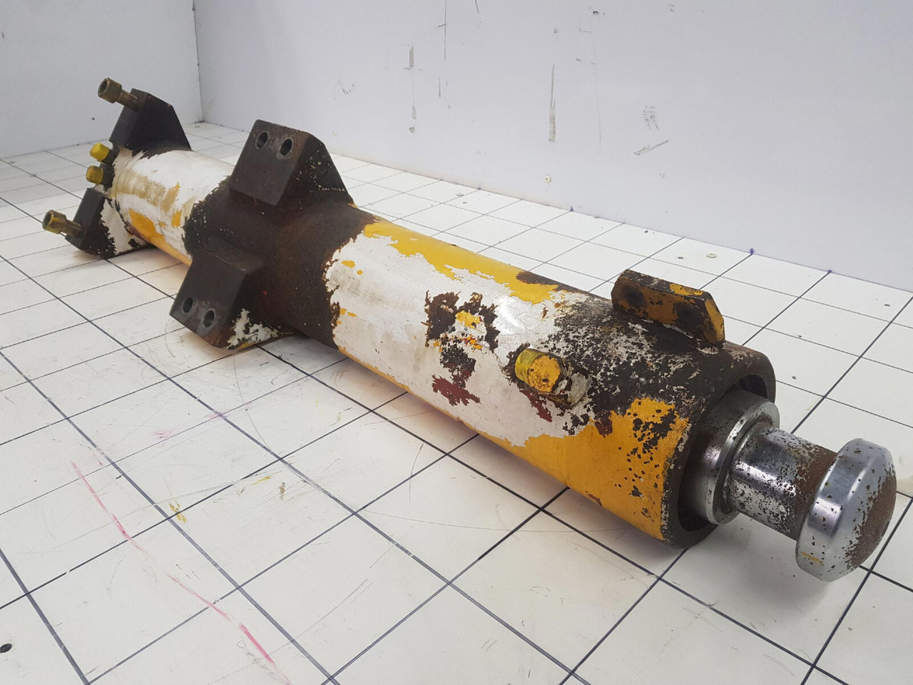 Terex AC50 / AC155 support cylinder - Cilindro hidráulico de Guindaste móvel: foto 3 Terex AC50 / AC155 support cylinder - Cilindro hidráulico de Guindaste móvel: foto 3