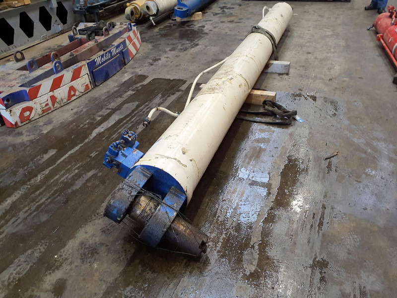 Terex HC 340 boom cylinder - Cilindro hidráulico de Guindaste: foto 5 Terex HC 340 boom cylinder - Cilindro hidráulico de Guindaste: foto 5