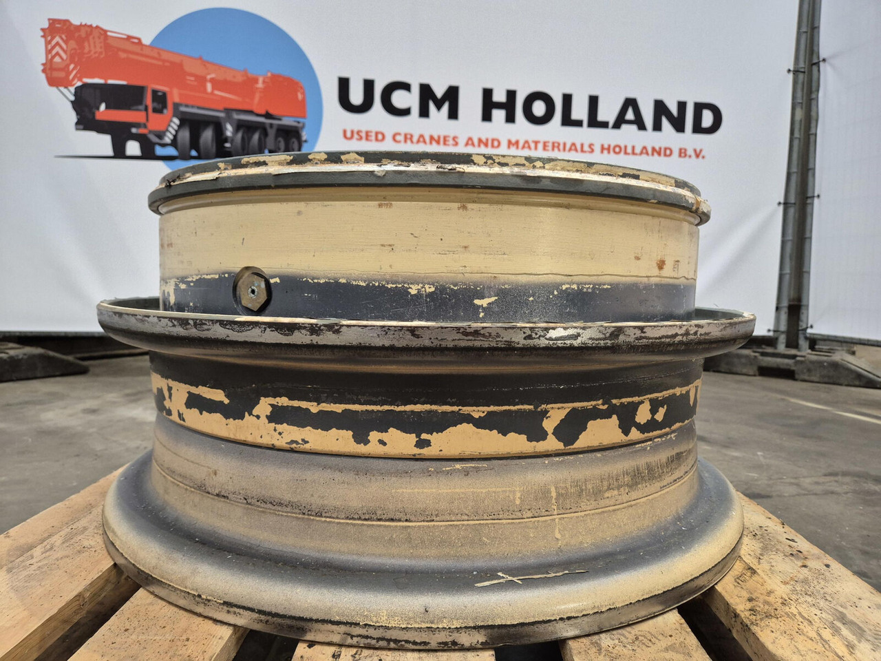 Terex Rim 445/95R25 10 6.5 3p - Jante de Guindaste: foto 3 Terex Rim 445/95R25 10 6.5 3p - Jante de Guindaste: foto 3