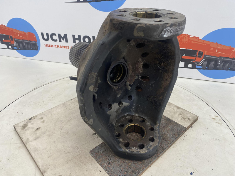 Terex Terex Demag AC 35 Steering knuckle 16 holes axle 1 - Manga de eixo de Guindaste: foto 4 Terex Terex Demag AC 35 Steering knuckle 16 holes axle 1 - Manga de eixo de Guindaste: foto 4