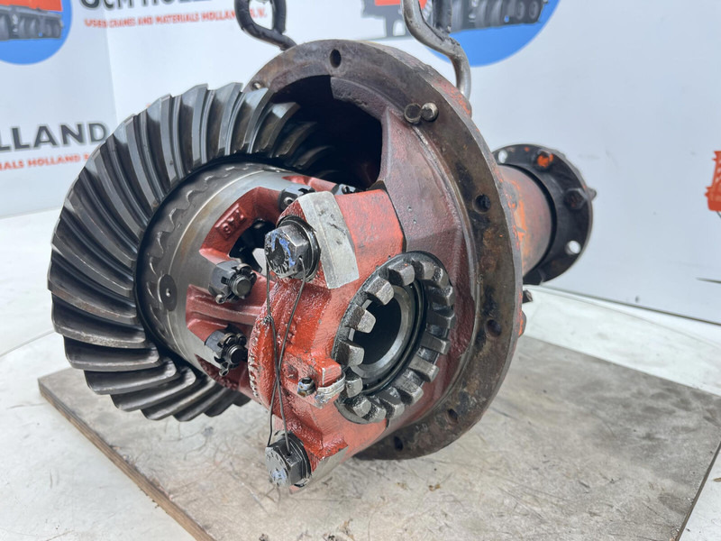 ZF LT 1055 end differential 14x29 - Diferencial de Guindaste: foto 2 ZF LT 1055 end differential 14x29 - Diferencial de Guindaste: foto 2