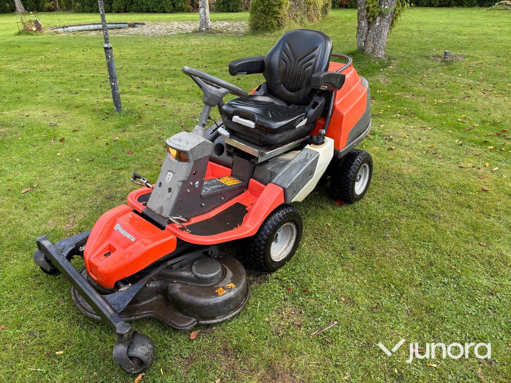Åkgräsklippare Husqvarna PR 17 - Cortador de grama: foto 1 Åkgräsklippare Husqvarna PR 17 - Cortador de grama: foto 1
