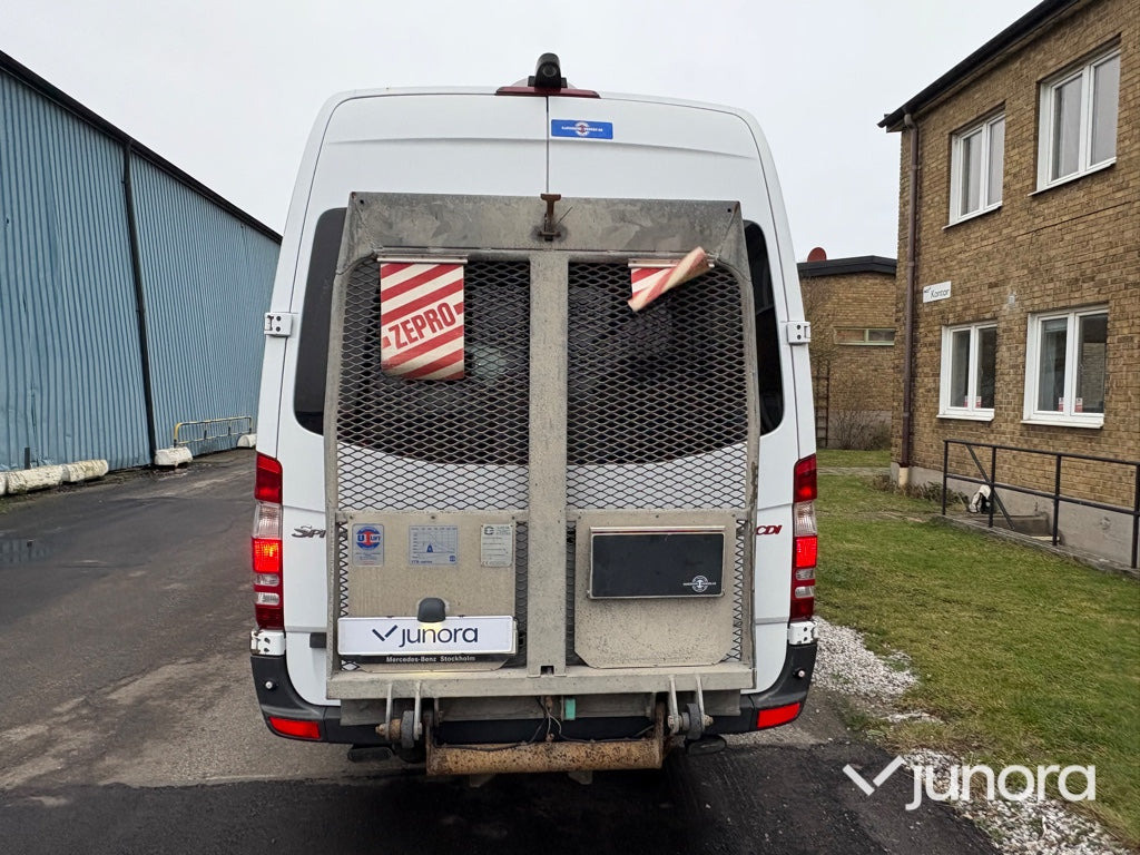 Buss – Mercedes-Benz Sprinter 906 KA50 (2012) - Carrinha cabine dupla: foto 4 Buss – Mercedes-Benz Sprinter 906 KA50 (2012) - Carrinha cabine dupla: foto 4